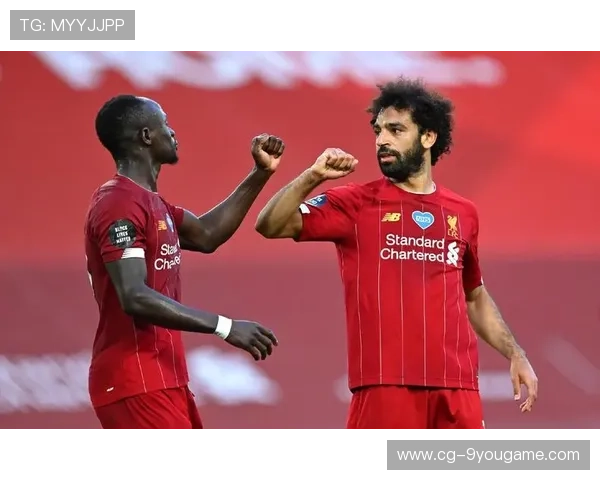 利物浦右路配合制造绝佳传中点