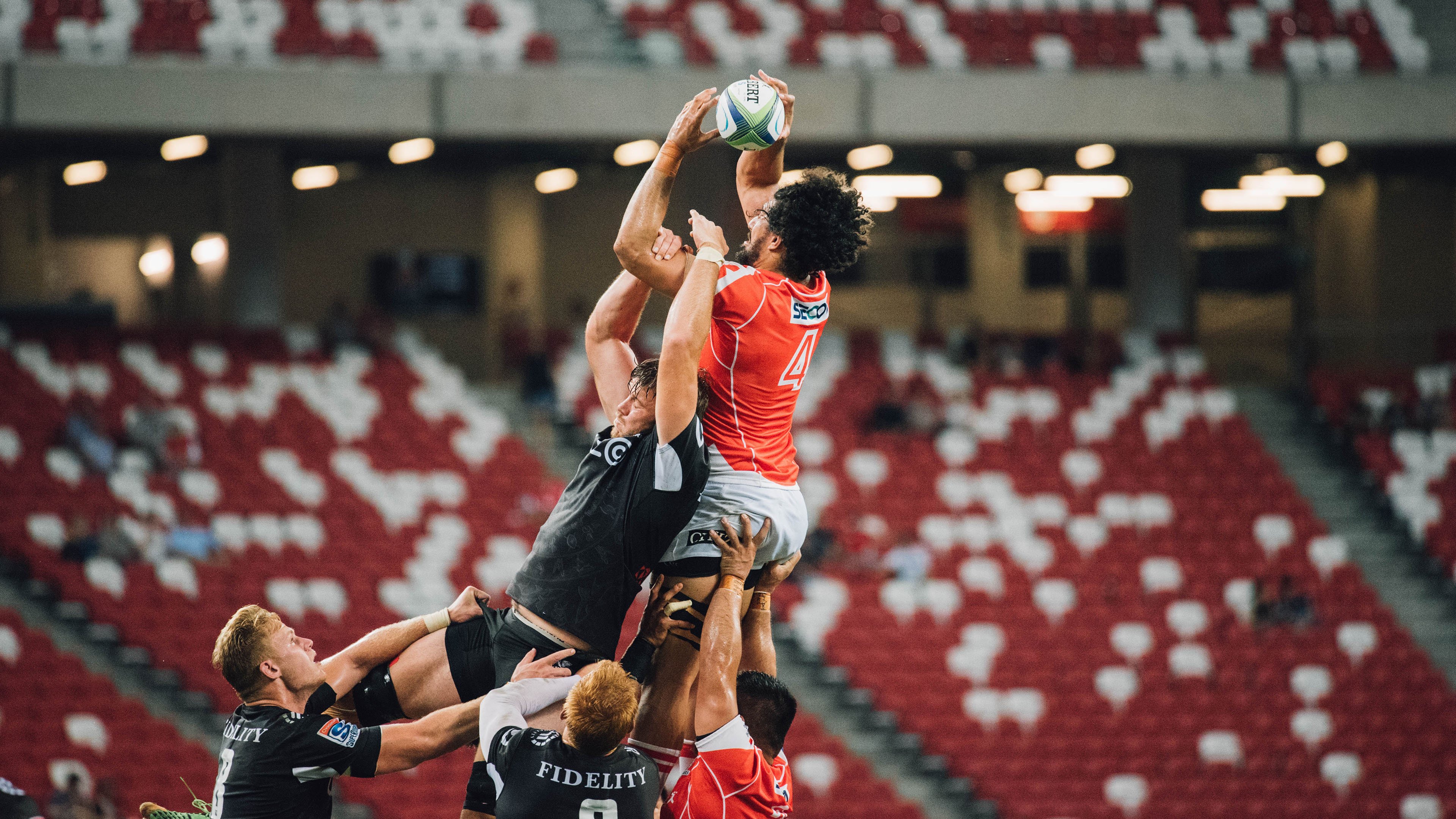 拜仁双中卫向前传递质量极高，拜仁 中卫