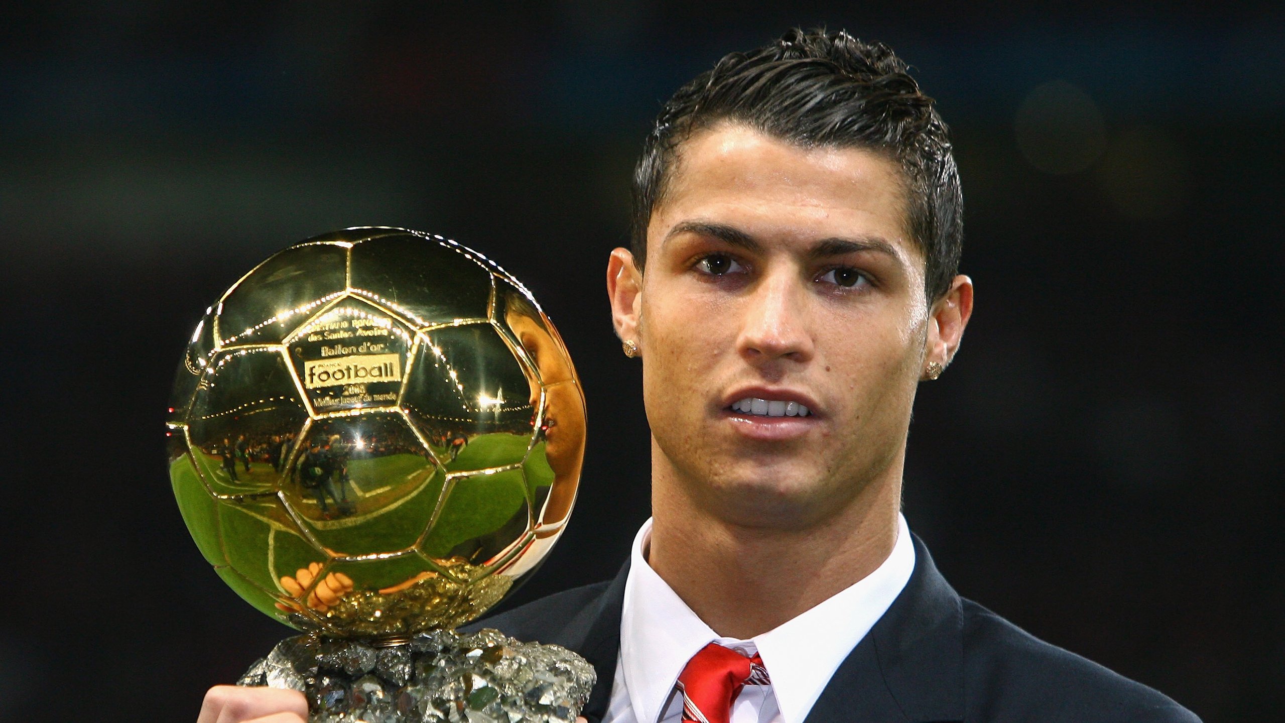 世界杯激战不断:逆转逆境中的经典瞬间,世界杯超燃视频