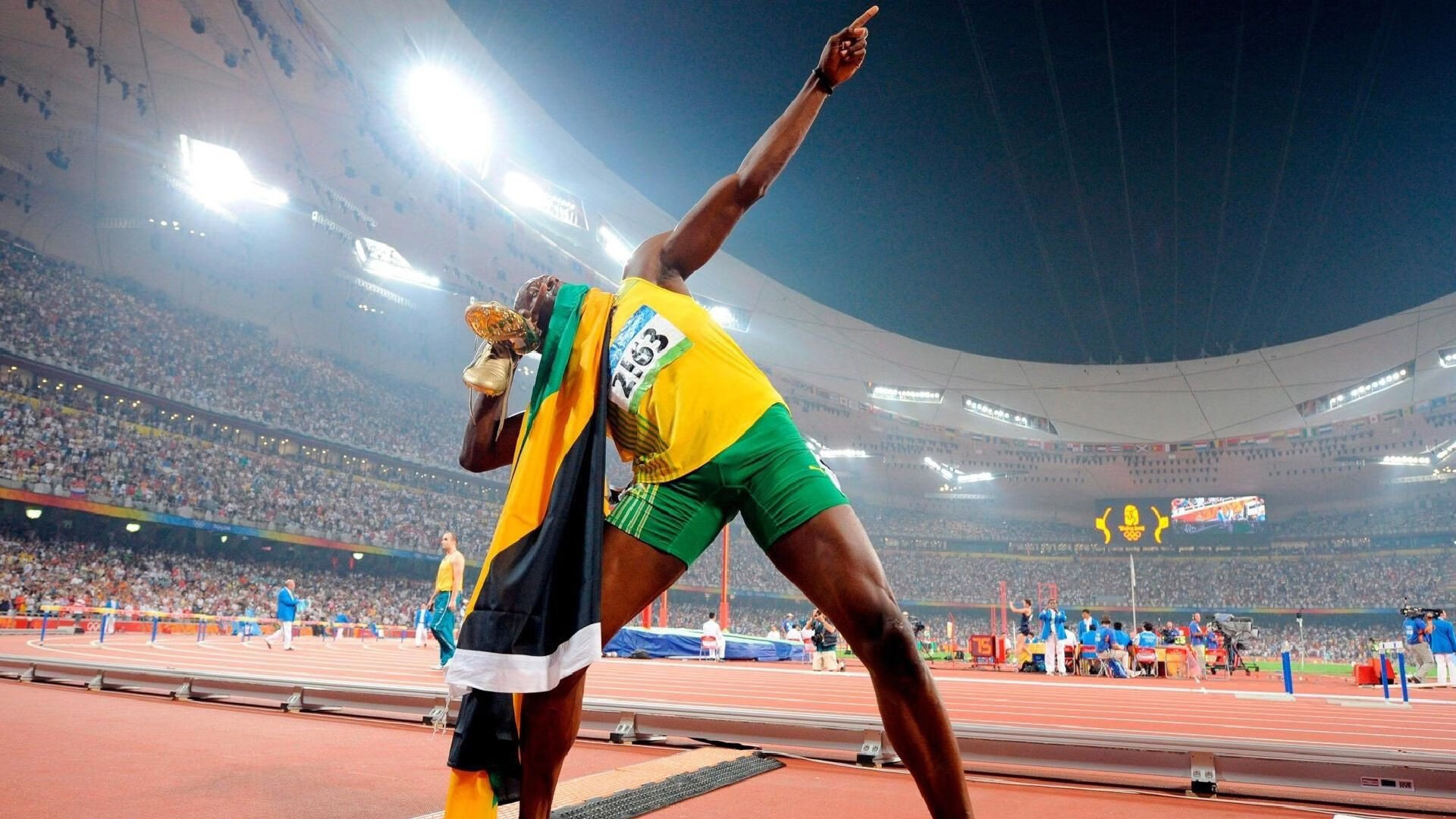 陈佳精准入水赢得满堂彩